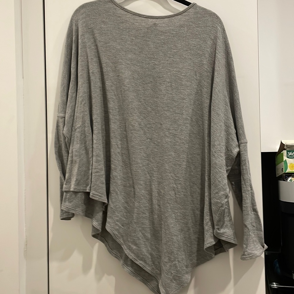 Forever 21 Grey blouse with asymmetrical bottom (Size L)
